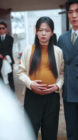 Feniks nie siada na spróchniałym drzewie episode 17