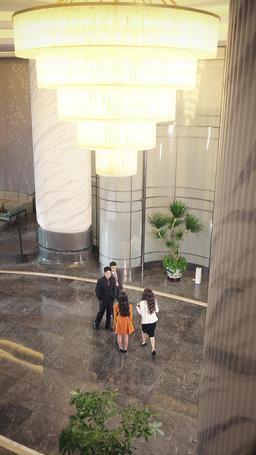 La dolce moglie incinta e marito ricco episode 6