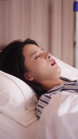 Małżeństwo bez Miejsca na Uczucia episode 9