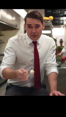 Christmas with a Prince: Becoming Royal episode 17