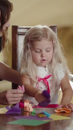 [ مدبلج ]مربية ابنتي السجينة السابقة هي أم طفلتي episode 50