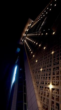 Zengin Ablam Arkamda episode 9