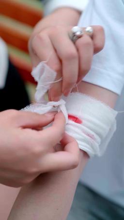 In Love With My Classmate's Mom episode 28