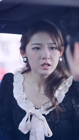 Oddio! La Moglie Della Superstar Lavora Qui episode 42