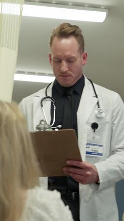 Acompanhando o médico bilionário implacável episode 7