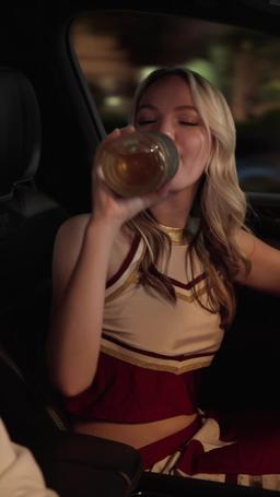 Ho finito di essere un uomo sì trailer