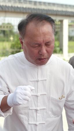 Trzy Córki Składające Życzenia z Okazji Urodzin episode 18