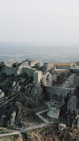 الأميرة والمتمرد episode 6