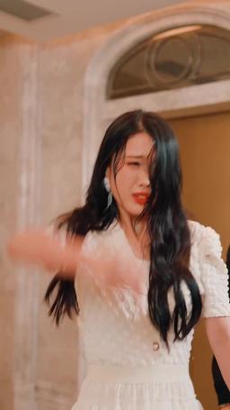 Impostor Heiress episode 42