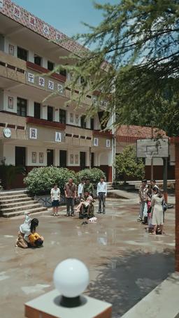 Dalle ceneri, risorgiamo episode 13