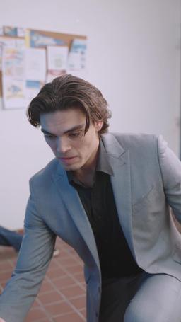 Le Roi Alpha et Sa Vierge Épouse episode 14