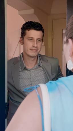 Tergila-gila pada CEO episode 21