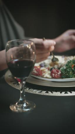 Milyarder Kocam Eski Mahkûm episode 30