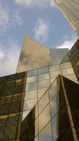 クビになった後、 敵社で逆襲を誓う episode 34