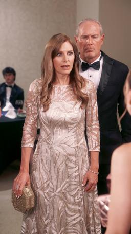 Le Milliardaire a Épousé une Sans-Abri episode 55