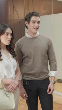 El Escort que Conocí en París episode 33