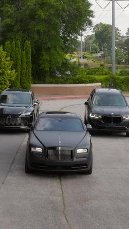 Miliarder-sprzątacz powraca! trailer