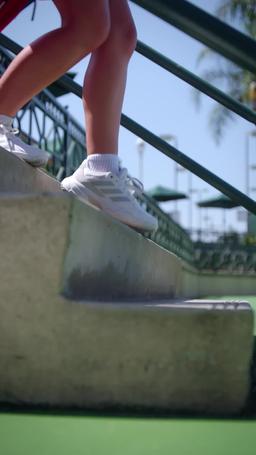 Ratu Lapangan Tenis episode 11