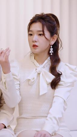 Oddio! La Moglie Della Superstar Lavora Qui episode 60