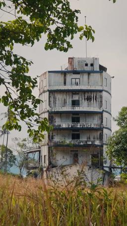 내 눈물을 닦아줄 새 남편 episode 13