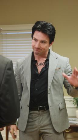 في ظلال عرش المافيا episode 28