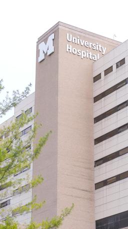 Menemani Dokter Miliader Kejam episode 53