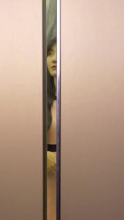 網戀奔現後被總裁掐腰寵 episode 62