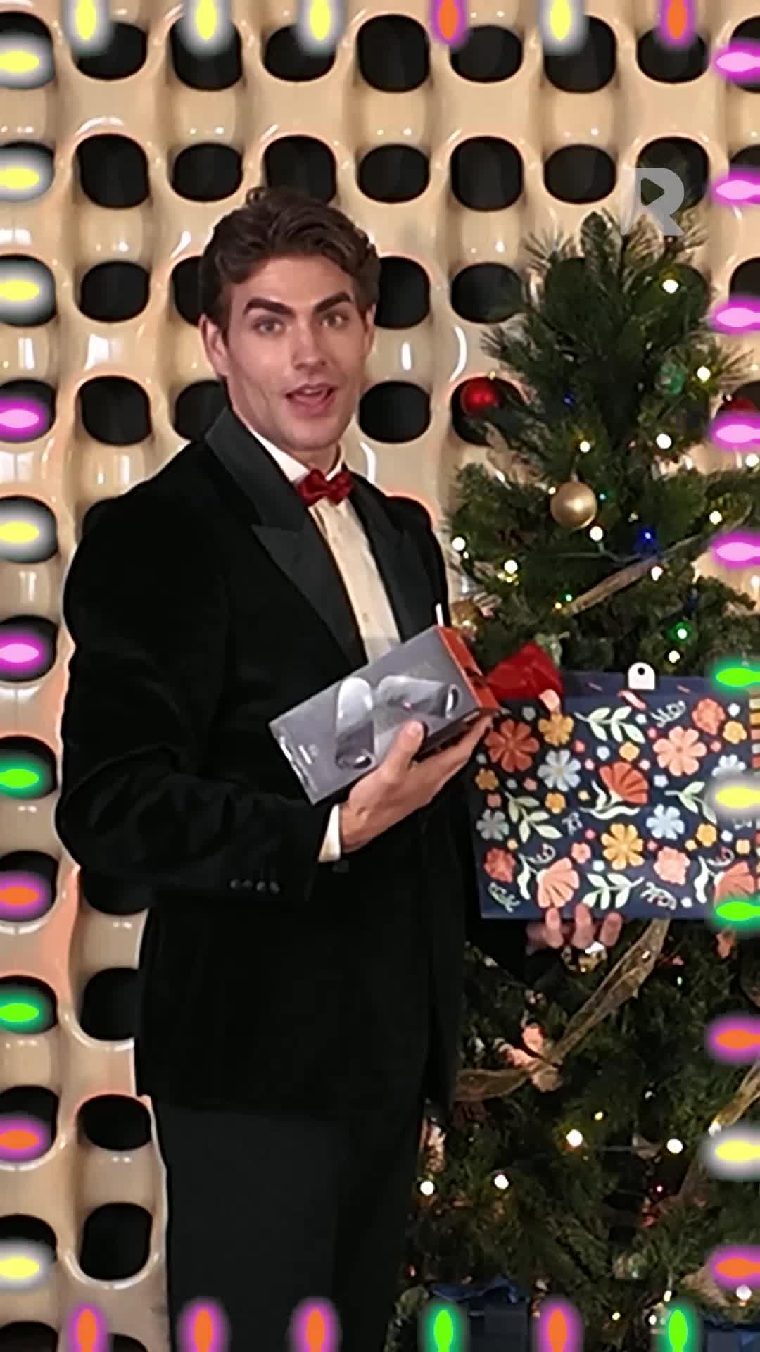 Episode 10 - ReelTalk EP 54-Behind the Scenes of Happy Holidays ...