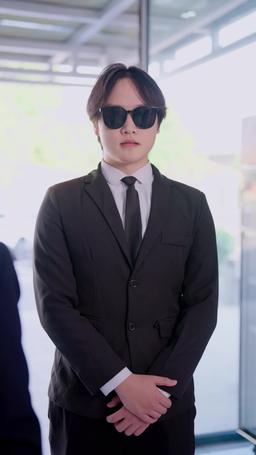 Gökten İnmiş Melek episode 61