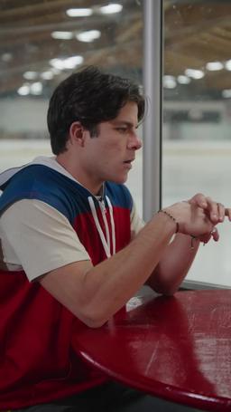 La Estríper Virgen y El Jugador Estrella de Hockey episode 48