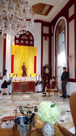 زوجتي زعيم العصابة episode 74