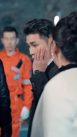 Tieni la Mia Mano Prima che il Cavo Si Spezzi episode 54