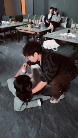 踹翻渣男後，首富千金馬甲藏不住了 episode 28