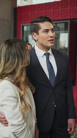 نعم، كان حبا من النظرة الأولى episode 36