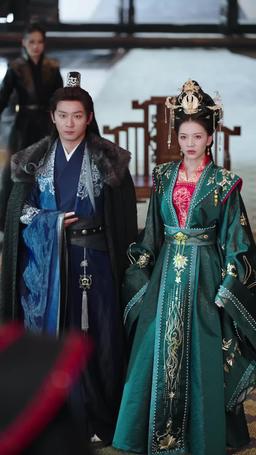 بعد أن طُرد من المملكة، بكت الإمبراطورة ندمًا episode 21