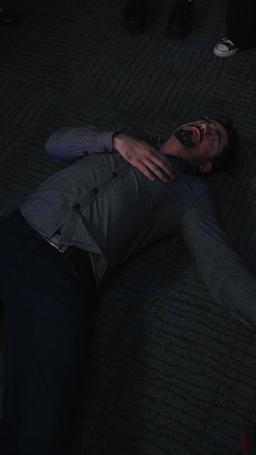 Hey Jefe, Su Empresa Está Siendo Bombardeada episode 27