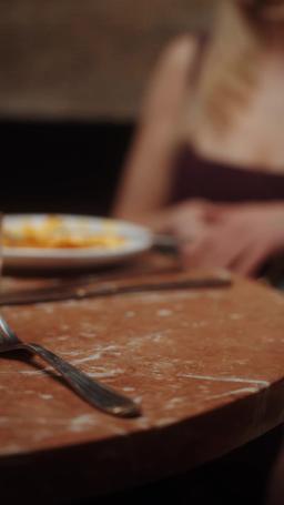 En İyi Arkadaşımın Babasına Teslimiyet episode 18