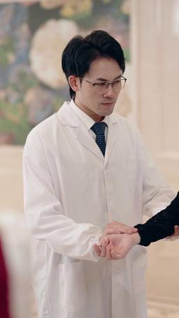 Pregnant with My Nemesis’ Brother’s Baby episode 6