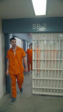 「Synchronisierung」Undercover im Gefängnis: Der König der Zelle episode 18