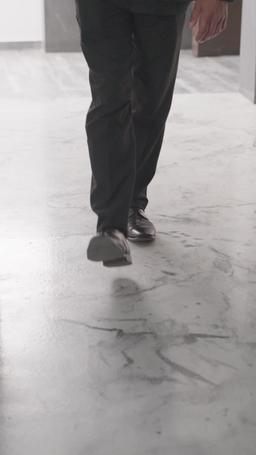 El Escort que Conocí en París episode 61