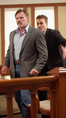 ما الذي لا يكسرني trailer