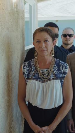 Der geflüchtete Milliardär: Gefangen in meinem Brautkleid episode 77