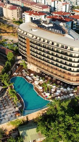 ¡Amarré a un CEO! episode 25