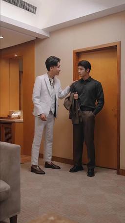 破產後我成了死對頭的秘書 episode 28