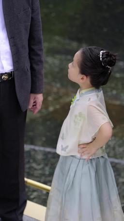 القلب الدافئ لعائلة العز يُذيب القلوب برقته episode 18