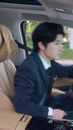 Amor entre Papeles episode 11