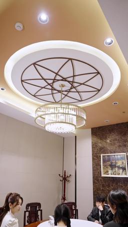 Aman Tanrım! Süperstar'ın Karısı Burada Çalışıyor episode 56