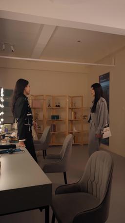 あいにく、ヒロイン役なので episode 8