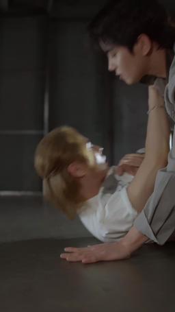 어느날 형이 생겼다 trailer