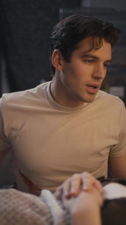 Royal Heir Breaks My Heart in a Warzone episode 15